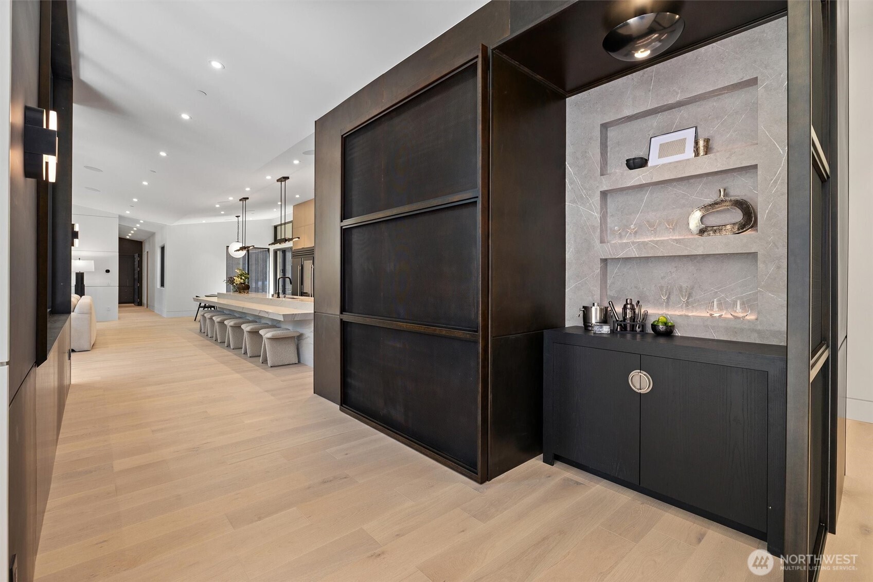 204 Northside Road , Bellevue, WA 98004