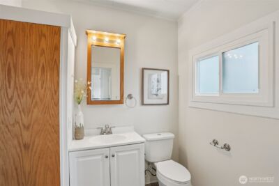 7025 S Warner Street , Tacoma, WA 98409 - Photo 8