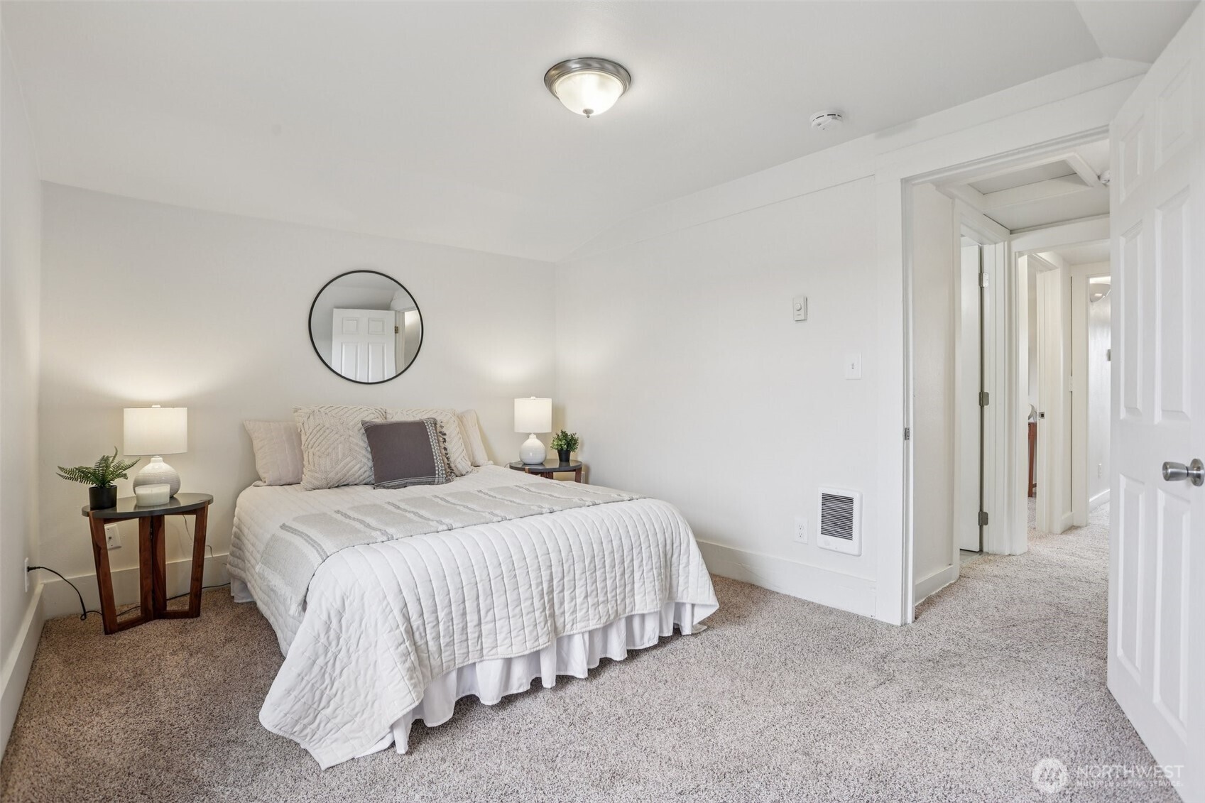 7025 S Warner Street , Tacoma, WA 98409