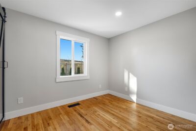 655 Union Ave NE, Renton, WA 98059 - Photo 13