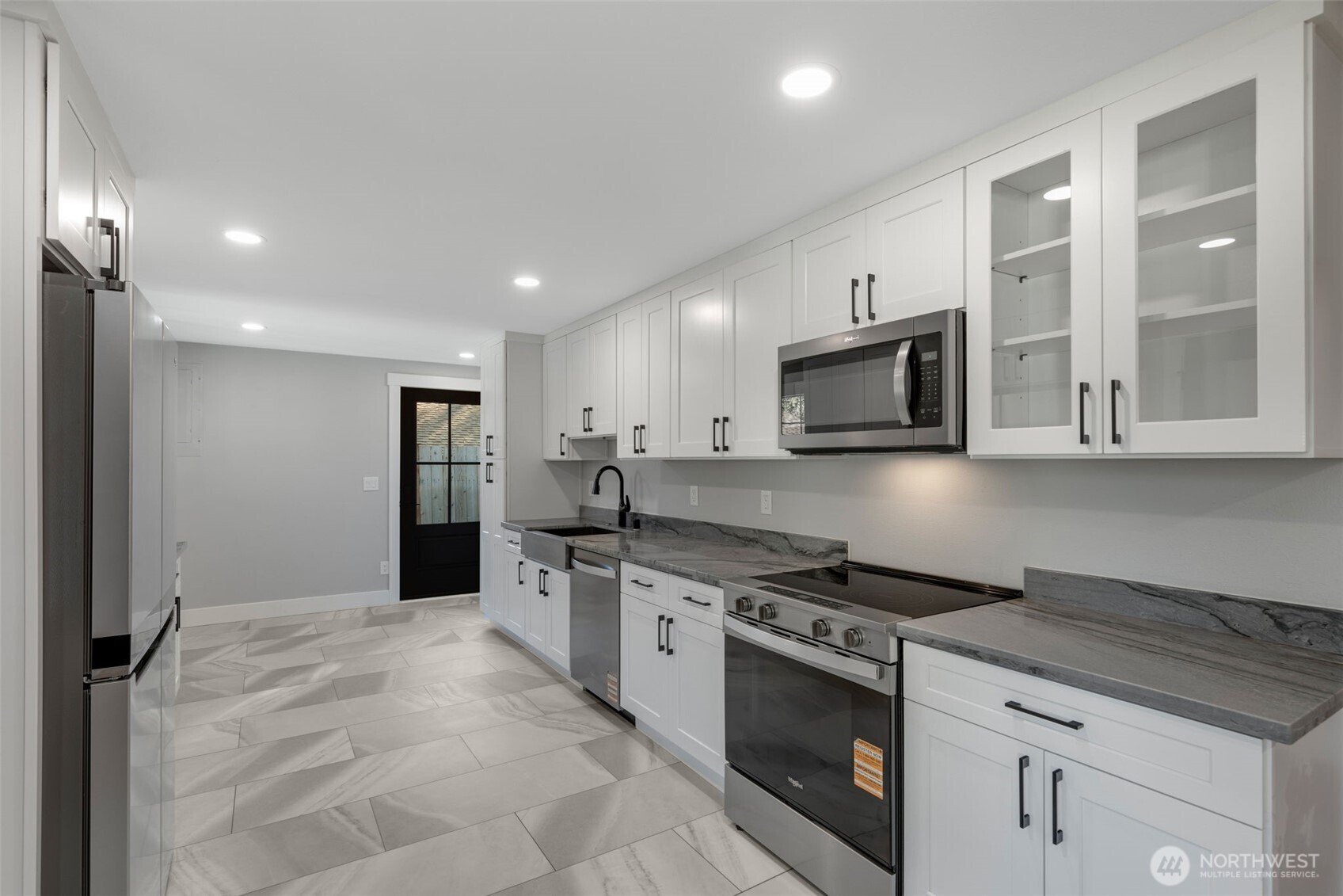 655 Union Ave NE, Renton, WA 98059