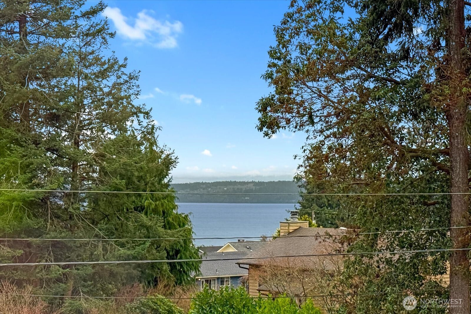 361 Grandview Avenue , Camano Island, WA 98282