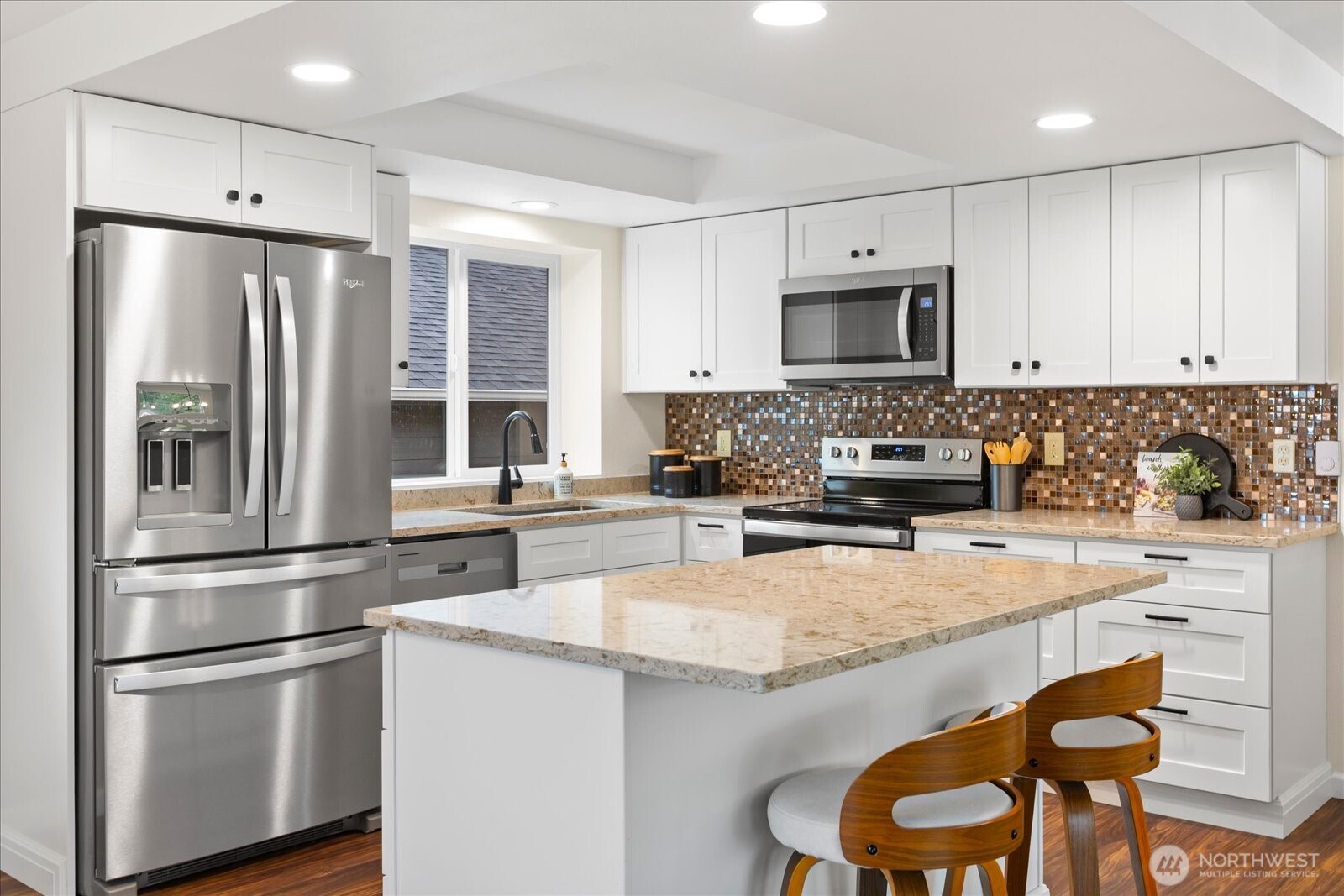 361 Grandview Avenue , Camano Island, WA 98282