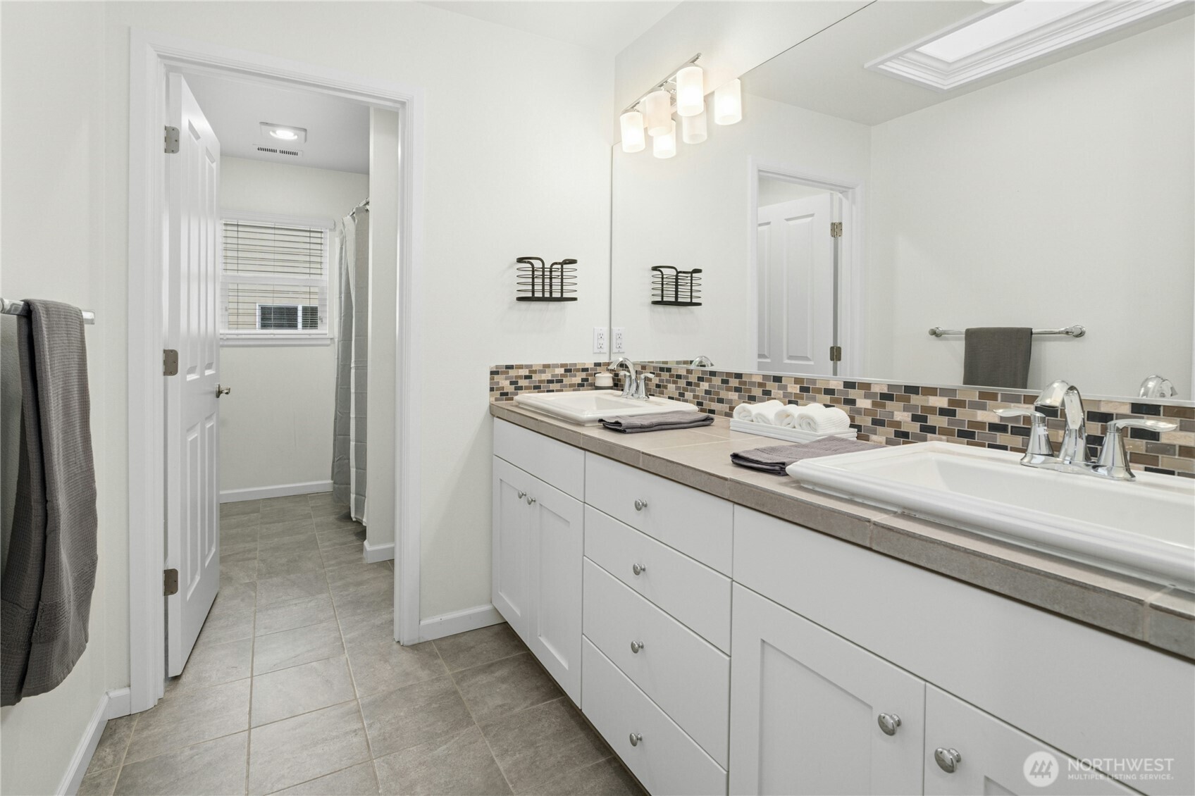 15013 126th Avenue NE, Woodinville, WA 98072