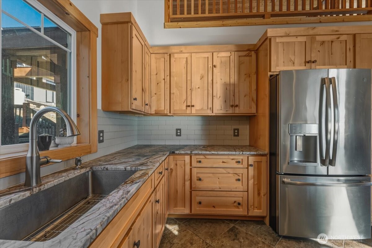 101 Driftwood Lane , Chelan, WA 98816