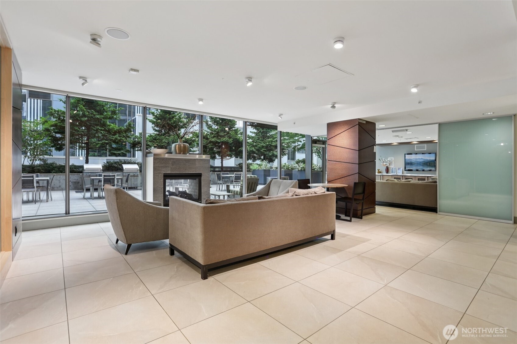 820 Blanchard Street #904, Seattle, WA 98121-2650