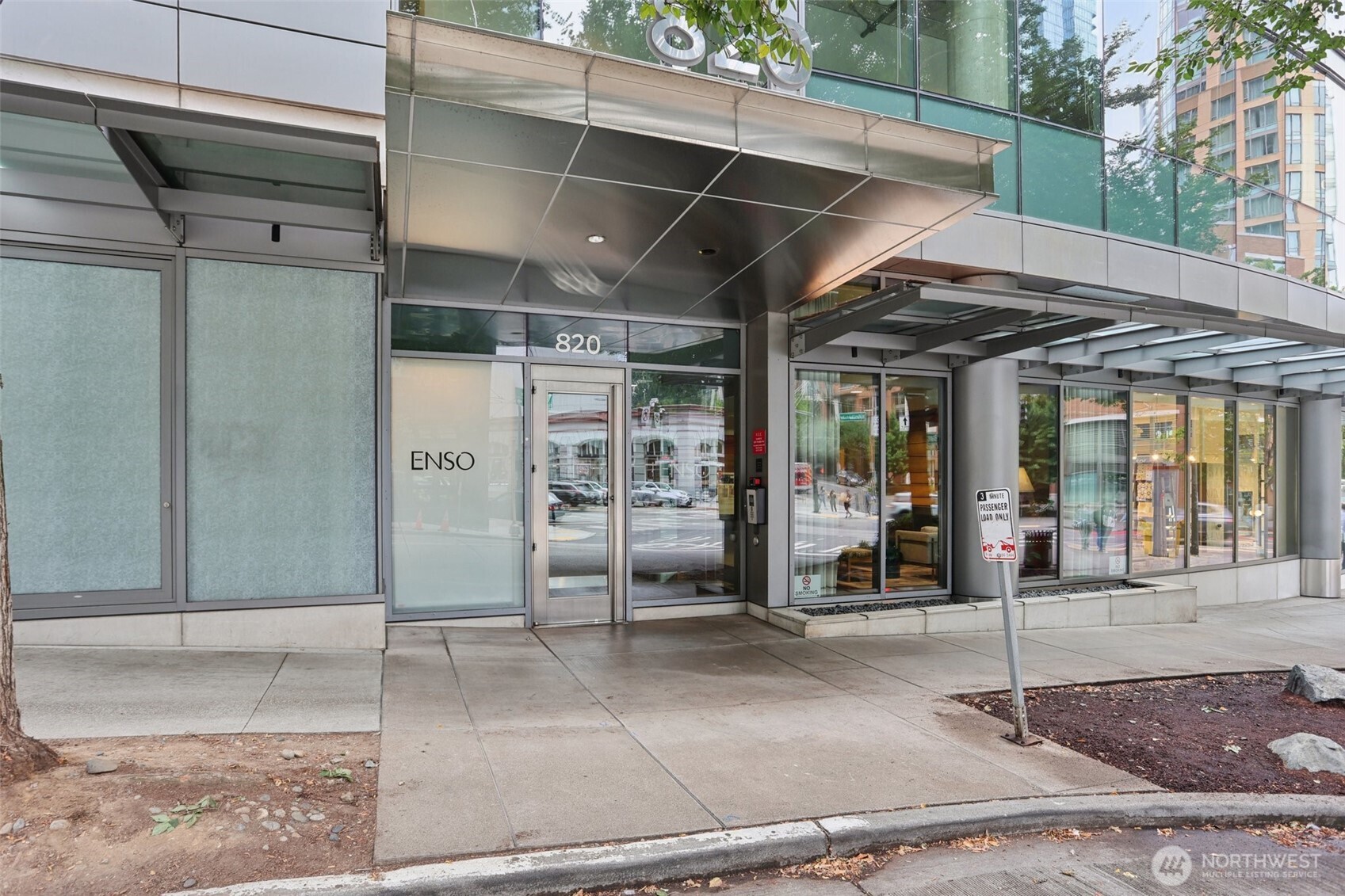 820 Blanchard Street #904, Seattle, WA 98121-2650