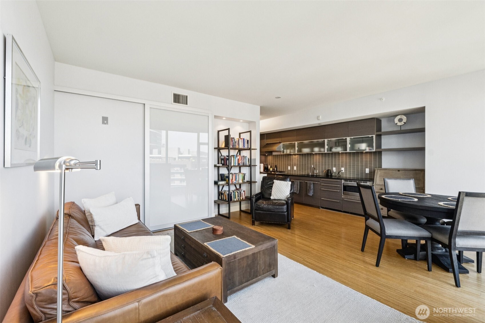 820 Blanchard Street #904, Seattle, WA 98121-2650