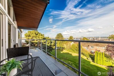 2502 Canterbury Lane E #406, Seattle, WA 98112 - Photo 3