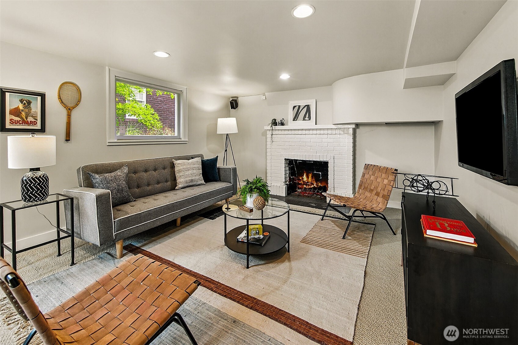 1939 E Crescent Drive , Seattle, WA 98112