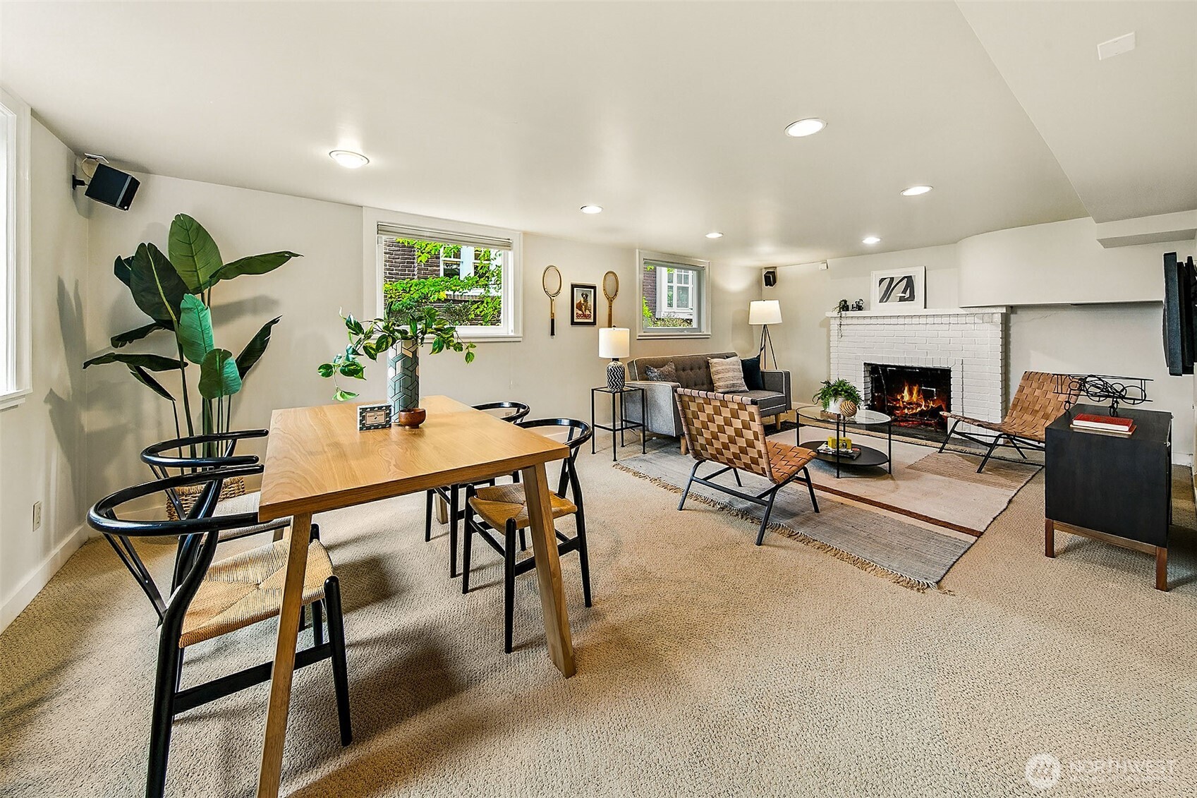 1939 E Crescent Drive , Seattle, WA 98112