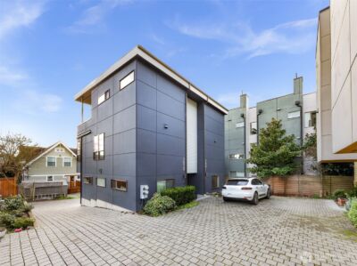 2661 NW 64th Street , Seattle, WA 98107