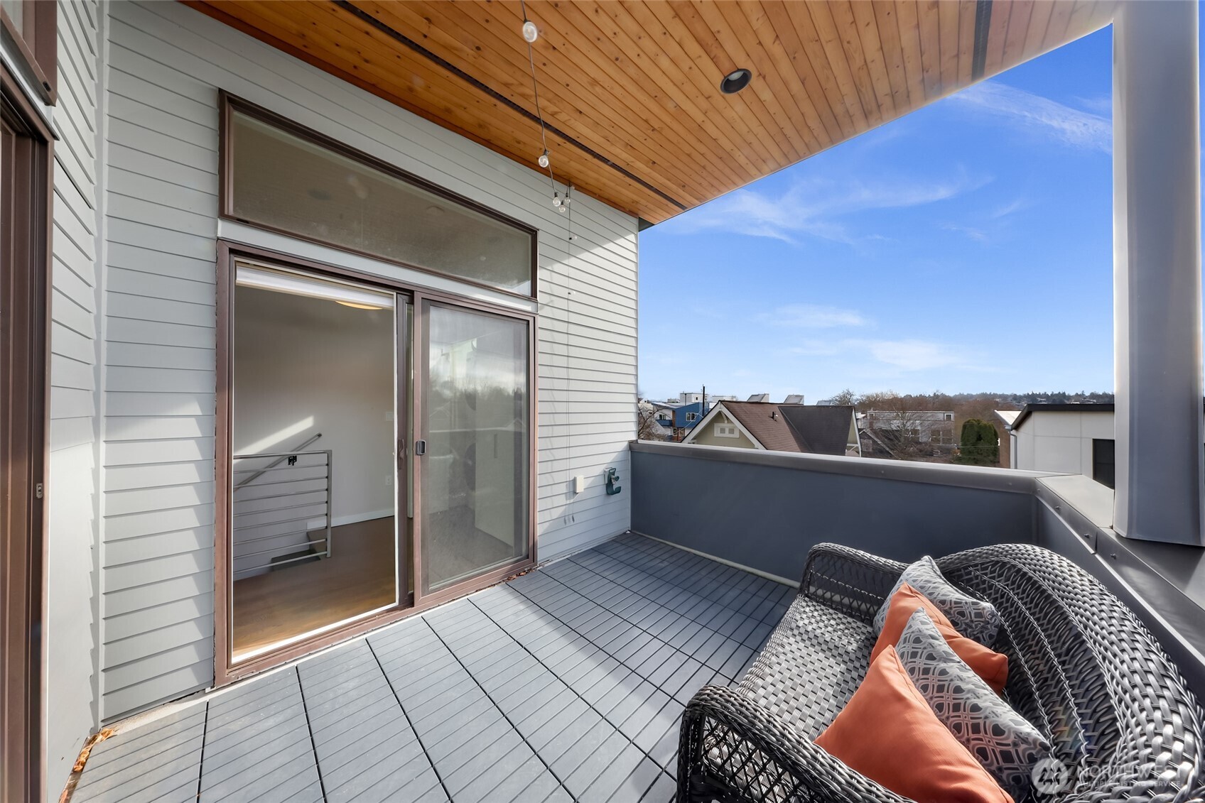 2661 NW 64th Street , Seattle, WA 98107