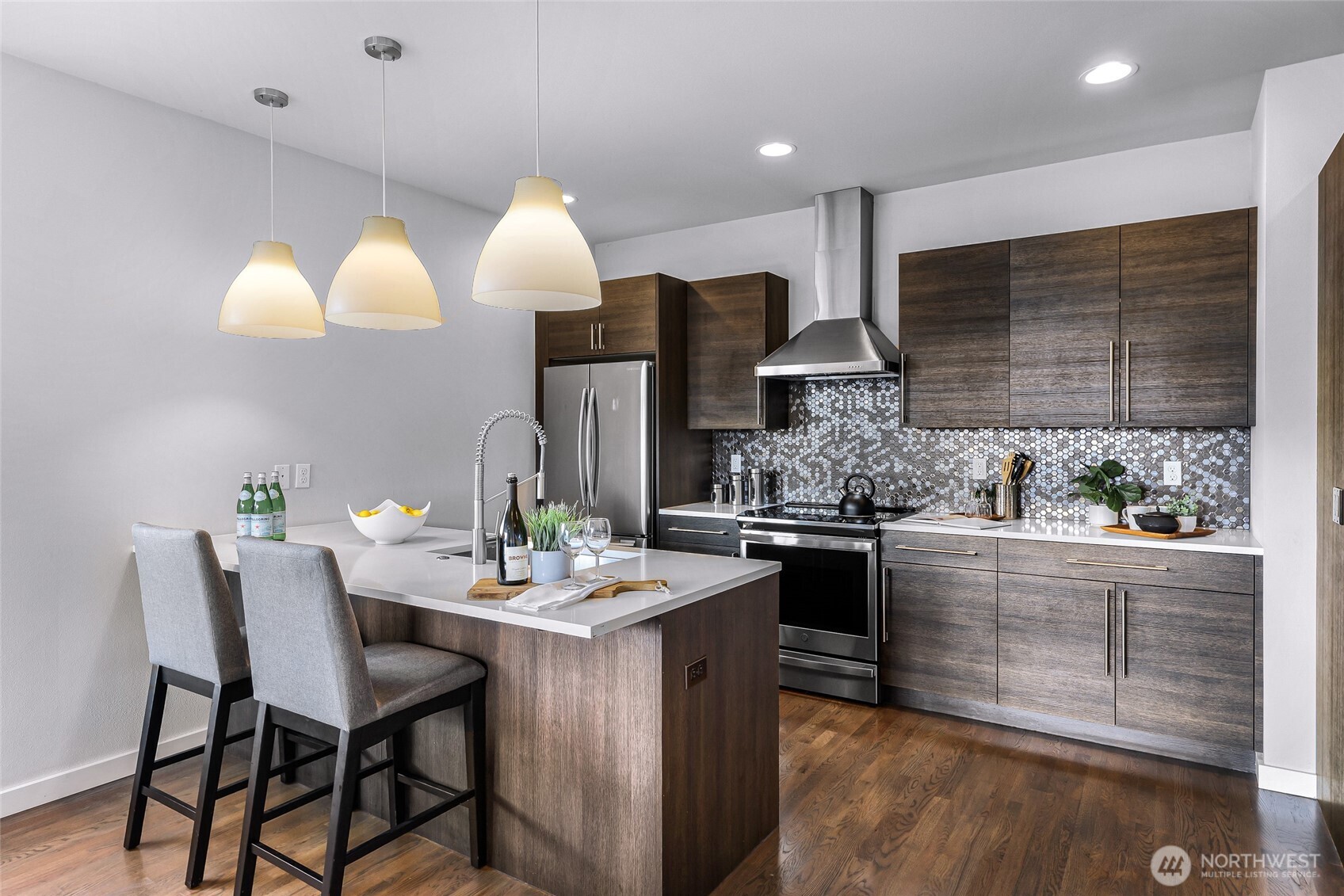 2661 NW 64th Street , Seattle, WA 98107