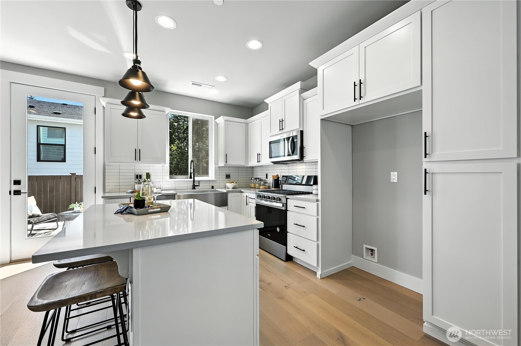 201 156th Place SW #MG 13, Lynnwood, WA 98087