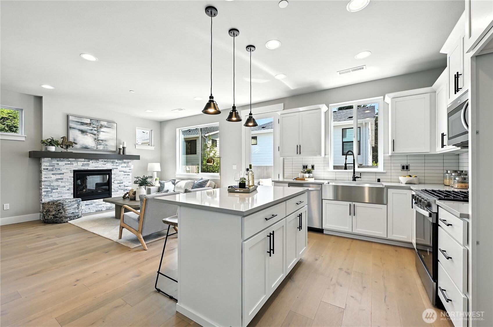 201 156th Place SW #MG 13, Lynnwood, WA 98087