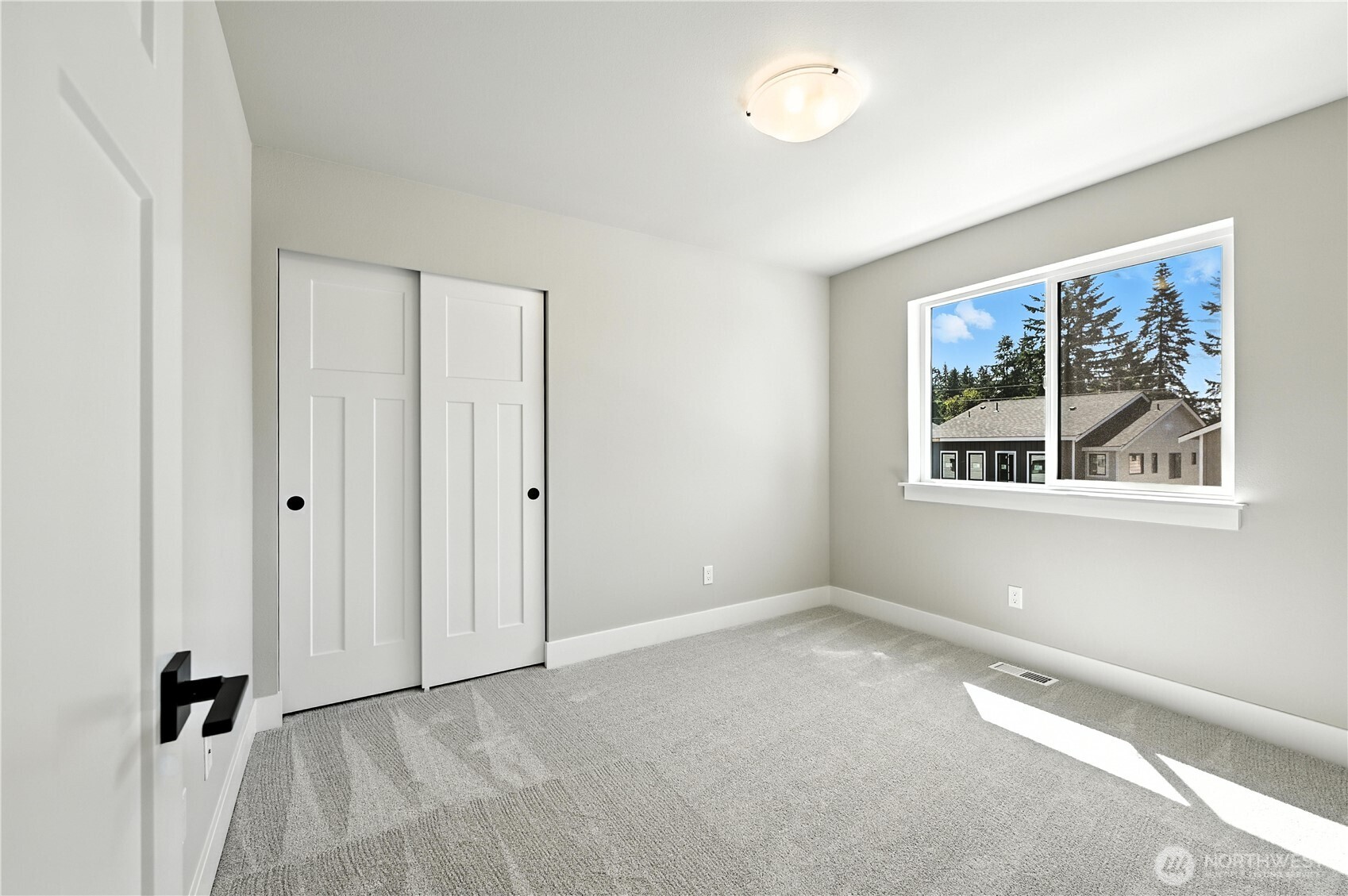 201 156th Place SW #MG 13, Lynnwood, WA 98087