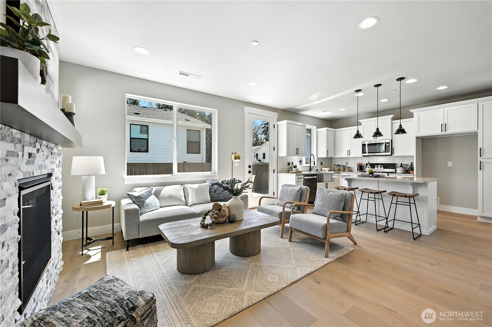 201 156th Place SW #MG 13, Lynnwood, WA 98087