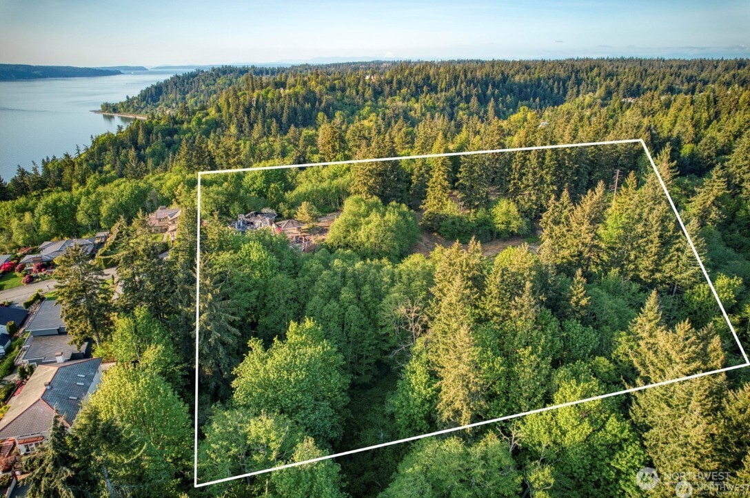 6920 Fisher Road , Edmonds, WA 98026