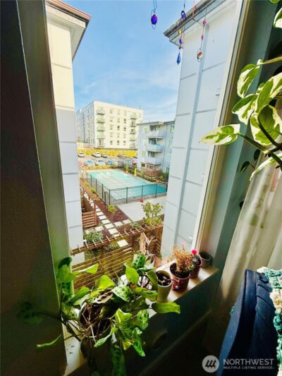 10501 8th Avenue NE #335, Seattle, WA 98125 - Photo 16