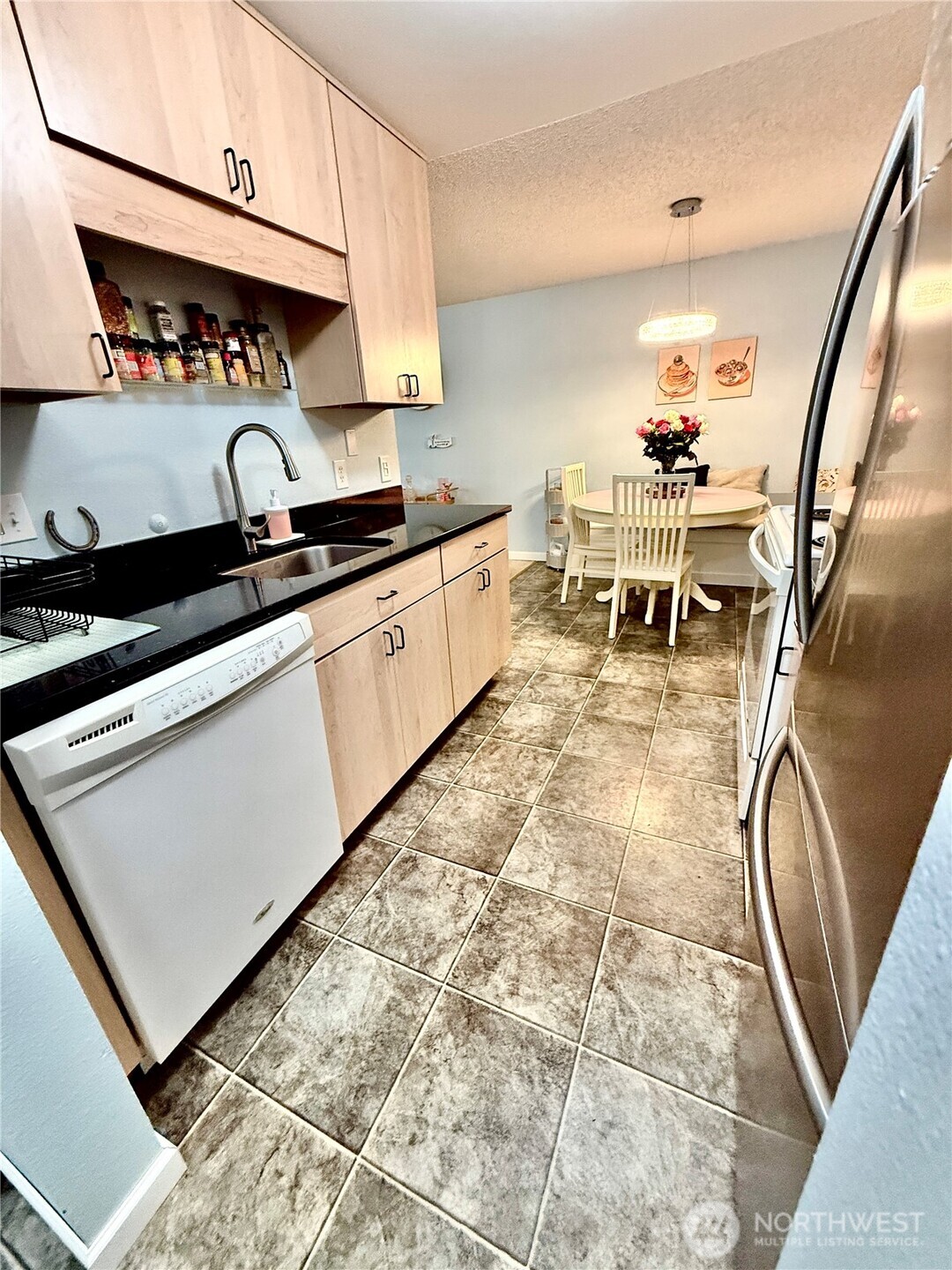 10501 8th Avenue NE #335, Seattle, WA 98125