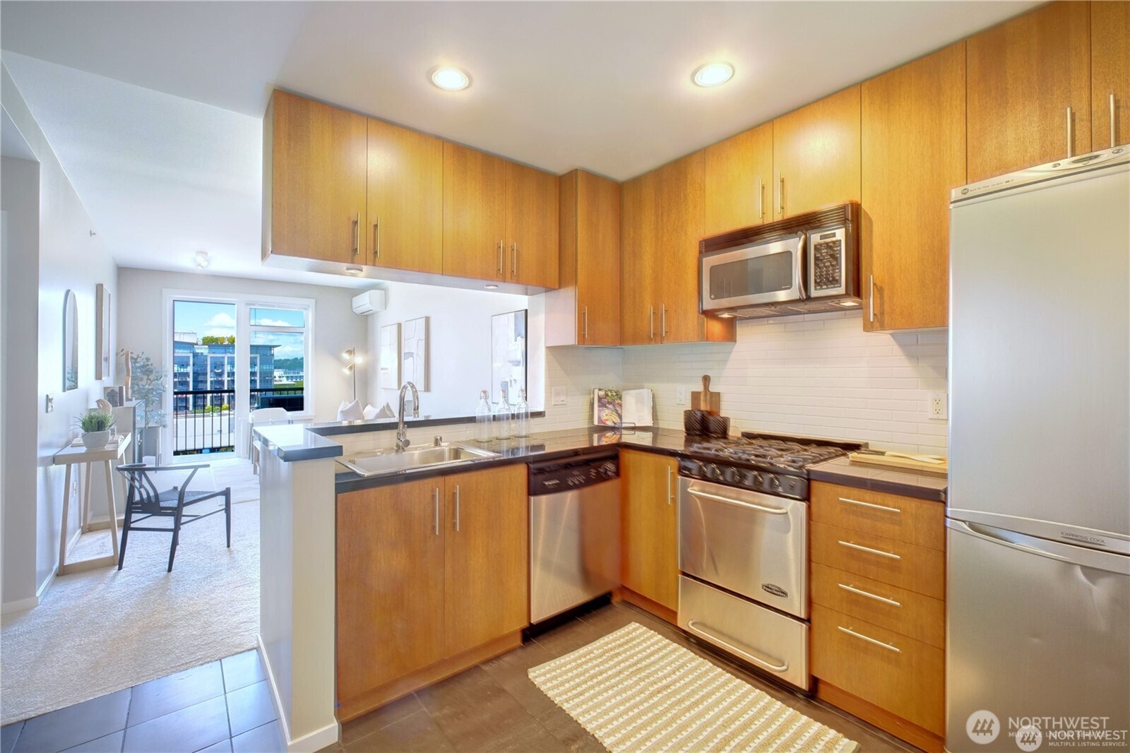 2721 1st Avenue #PH06, Seattle, WA 98121