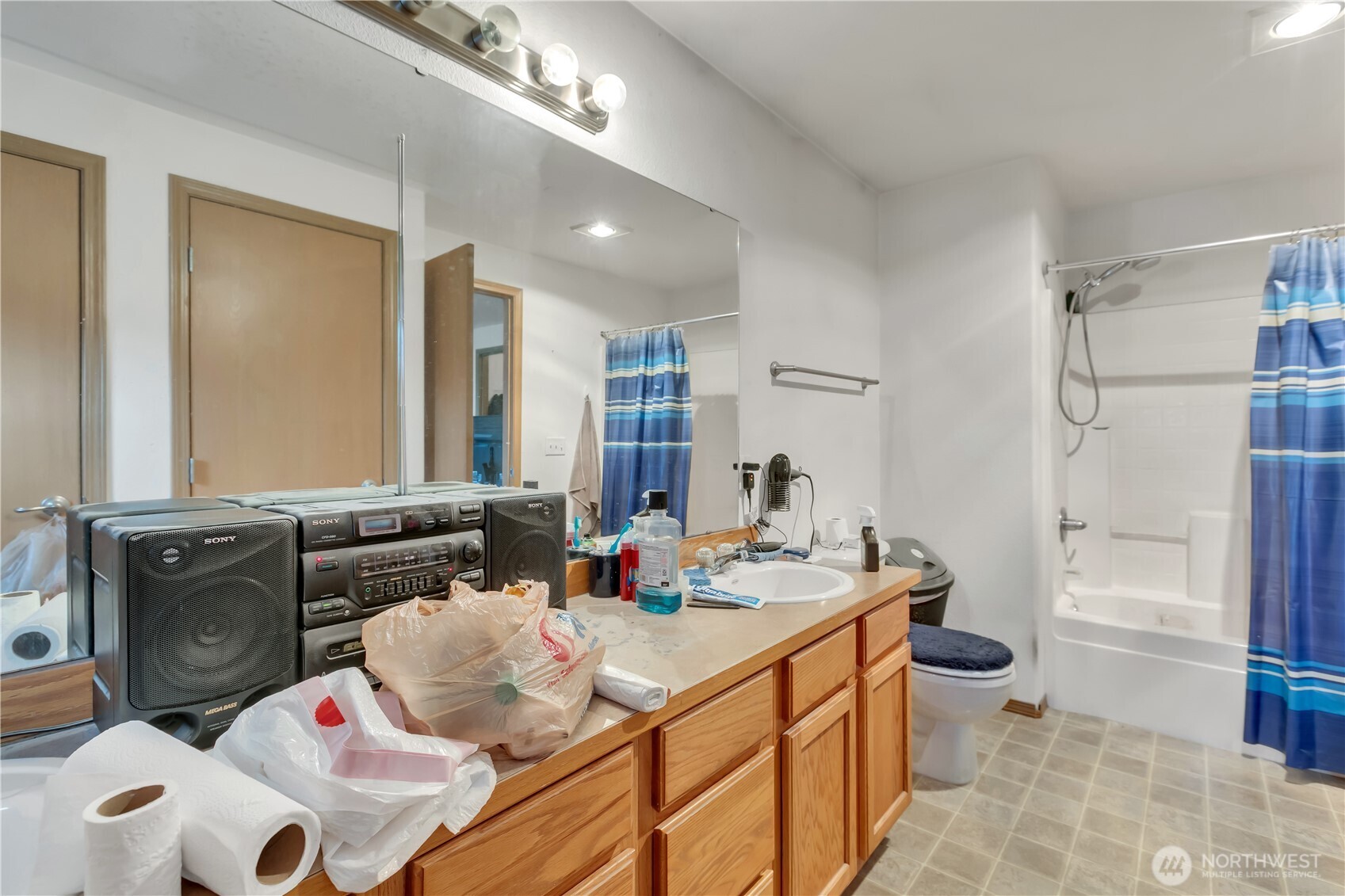 626 N Anderson Street , Tacoma, WA 98406