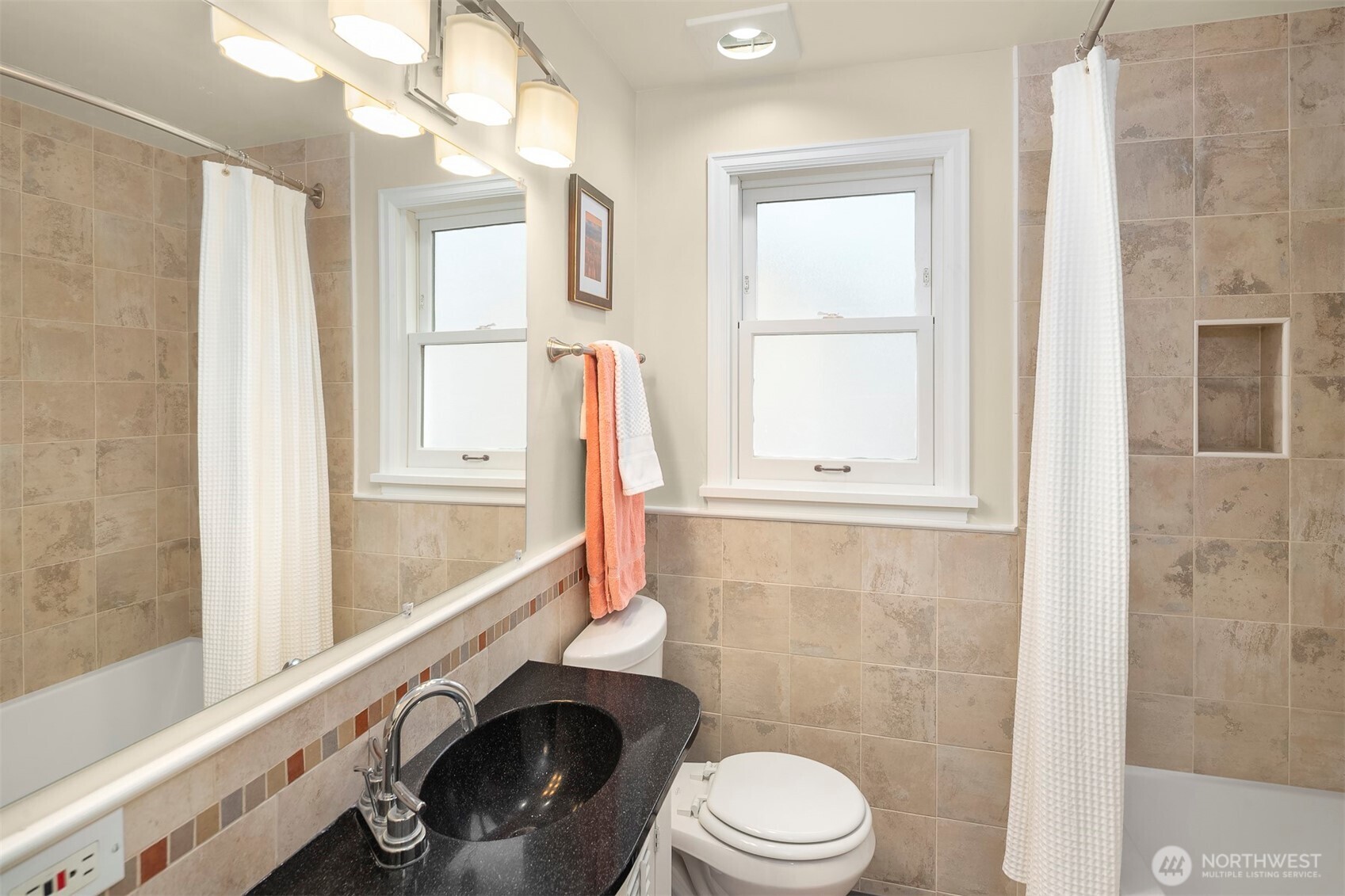 7223 28th Avenue NE, Seattle, WA 98115