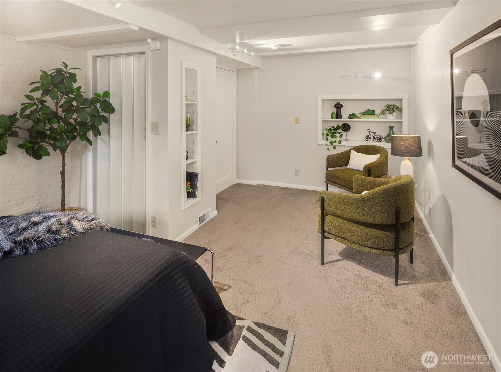 7223 28th Avenue NE, Seattle, WA 98115