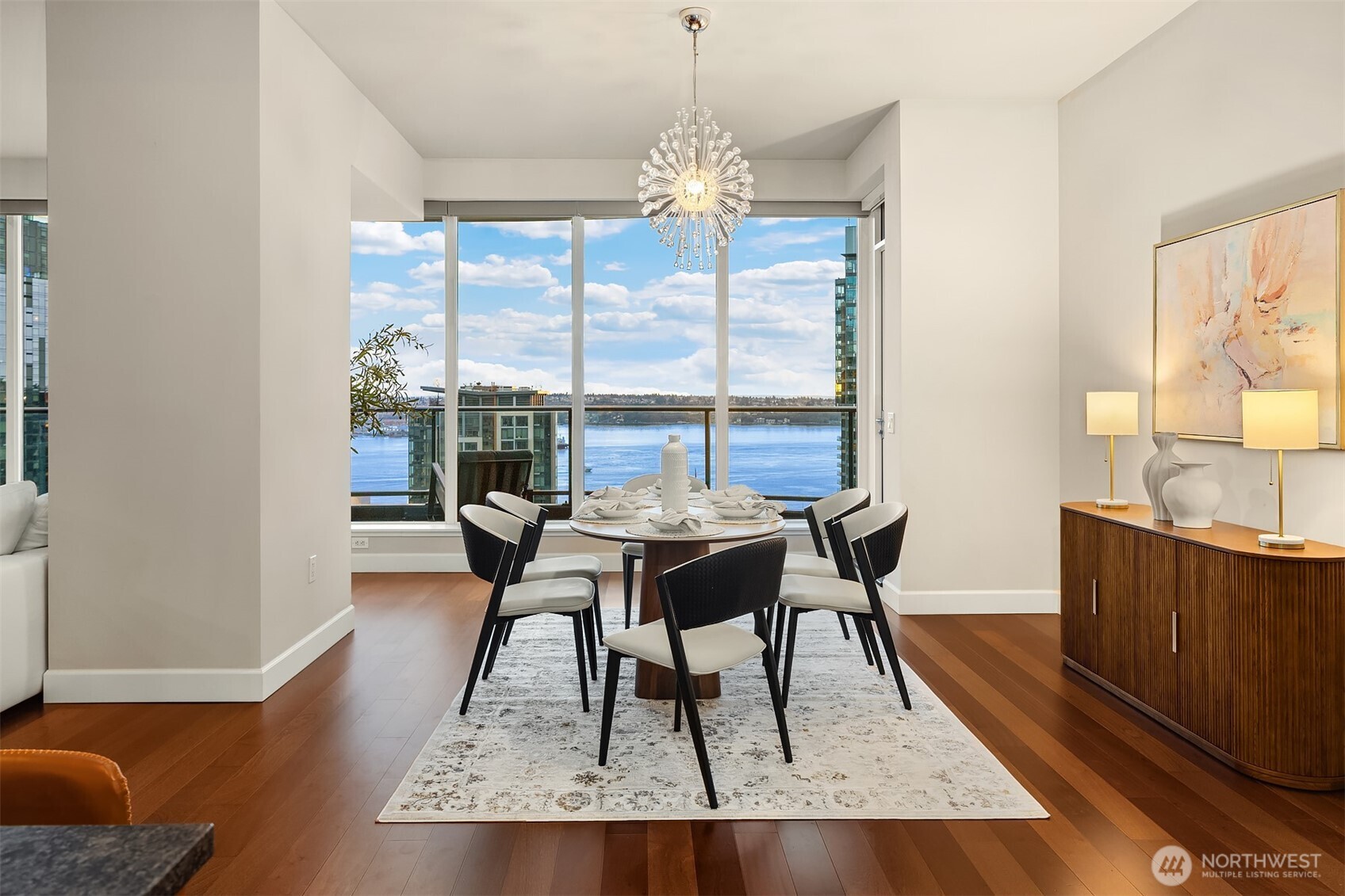 1920 4th Avenue #2702, Seattle, WA 98101