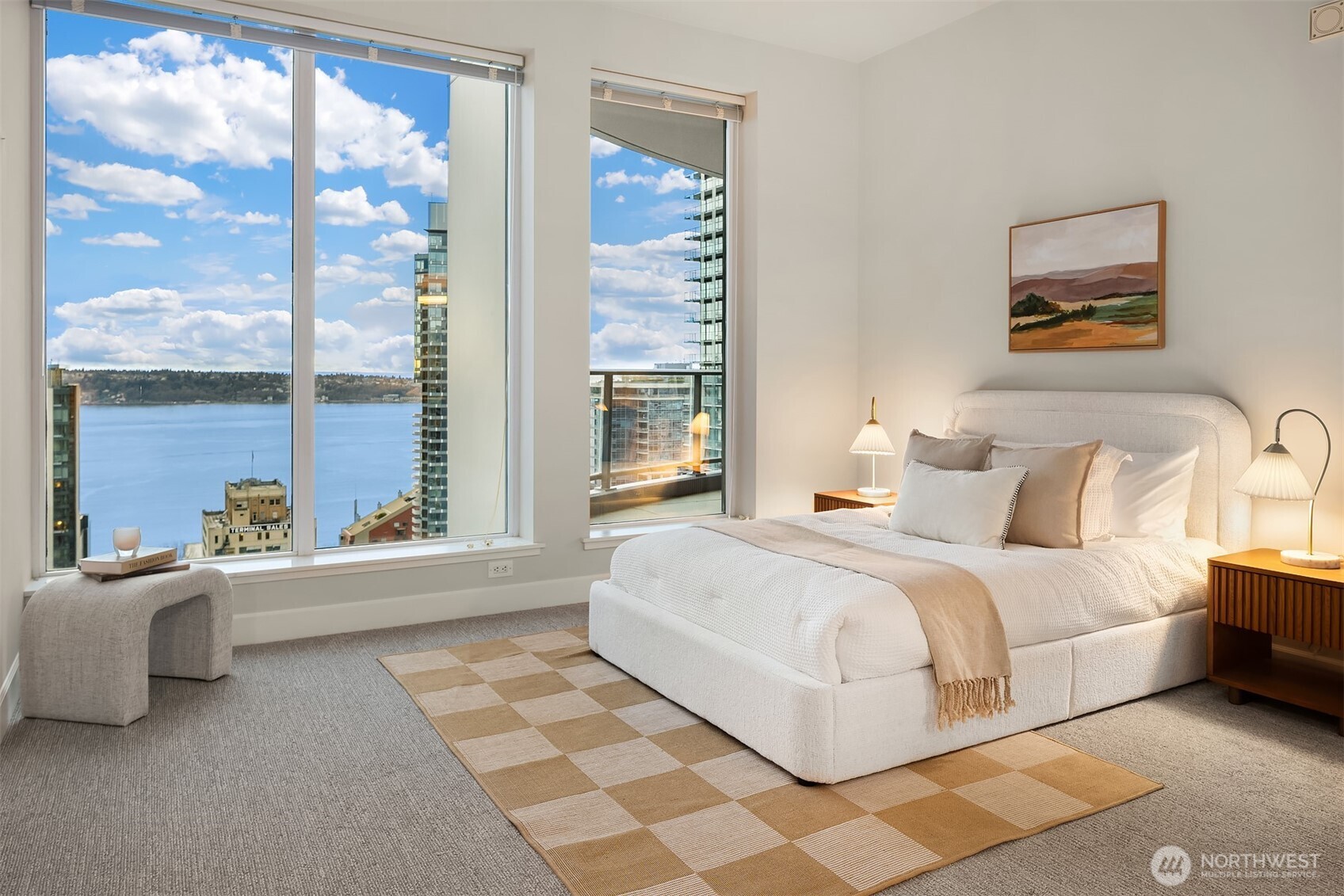 1920 4th Avenue #2702, Seattle, WA 98101