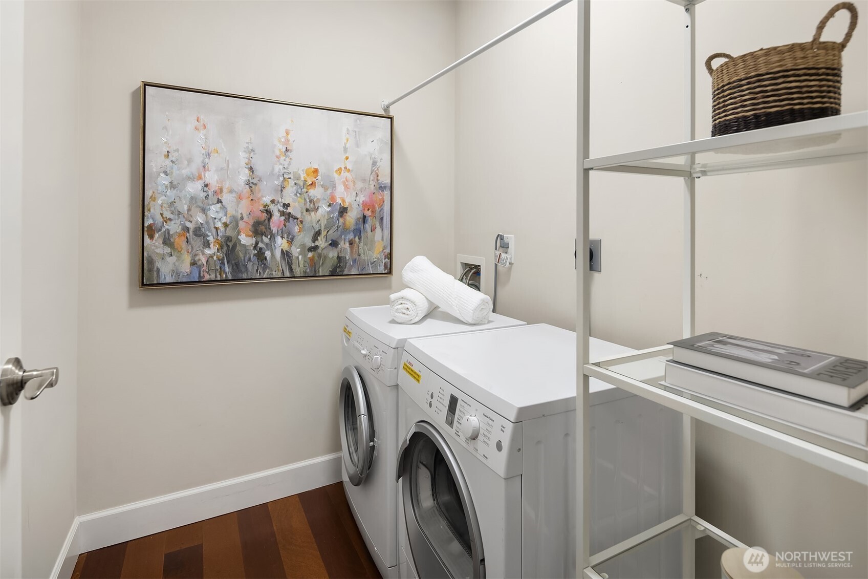 1920 4th Avenue #2702, Seattle, WA 98101