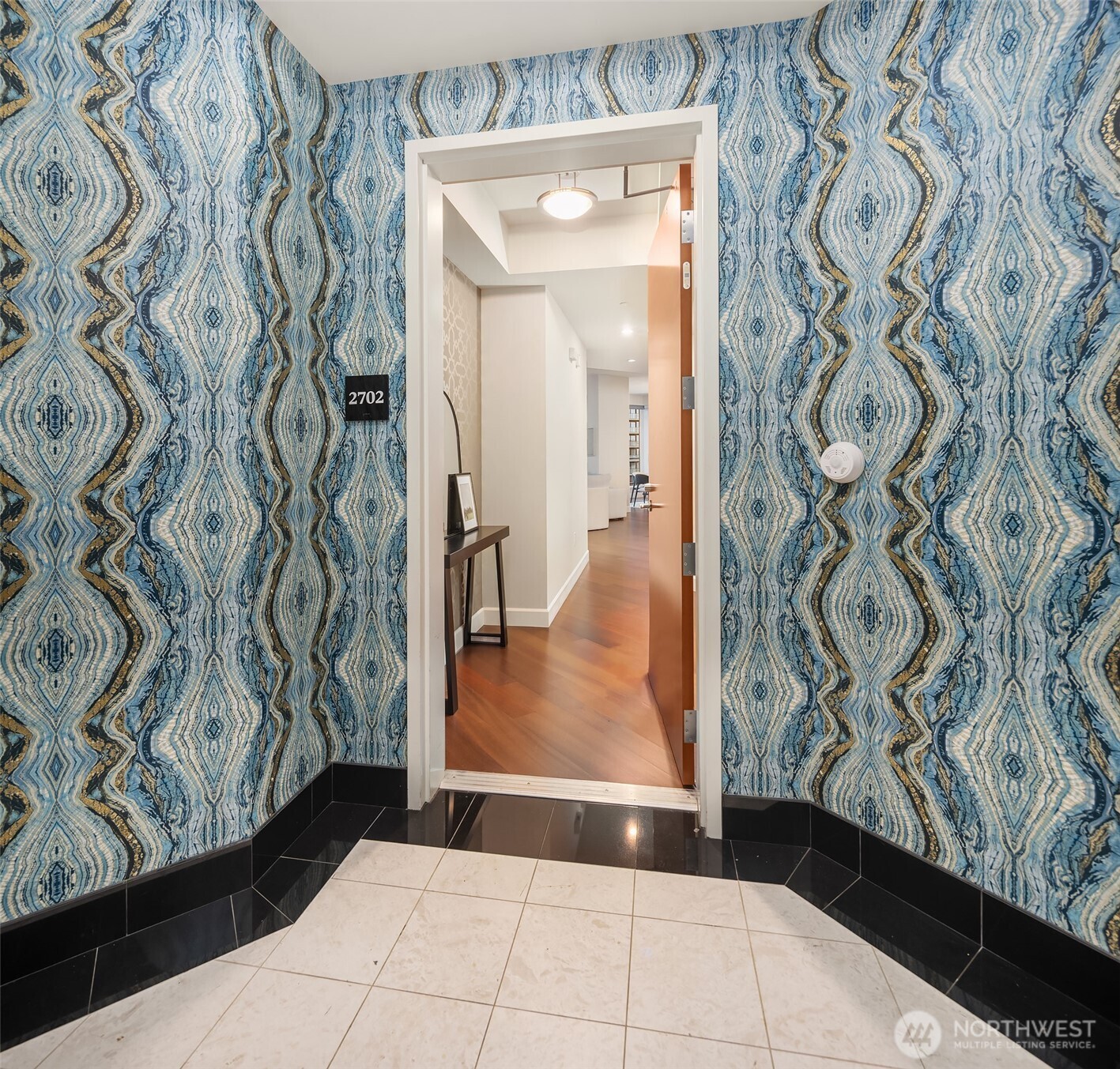 1920 4th Avenue #2702, Seattle, WA 98101