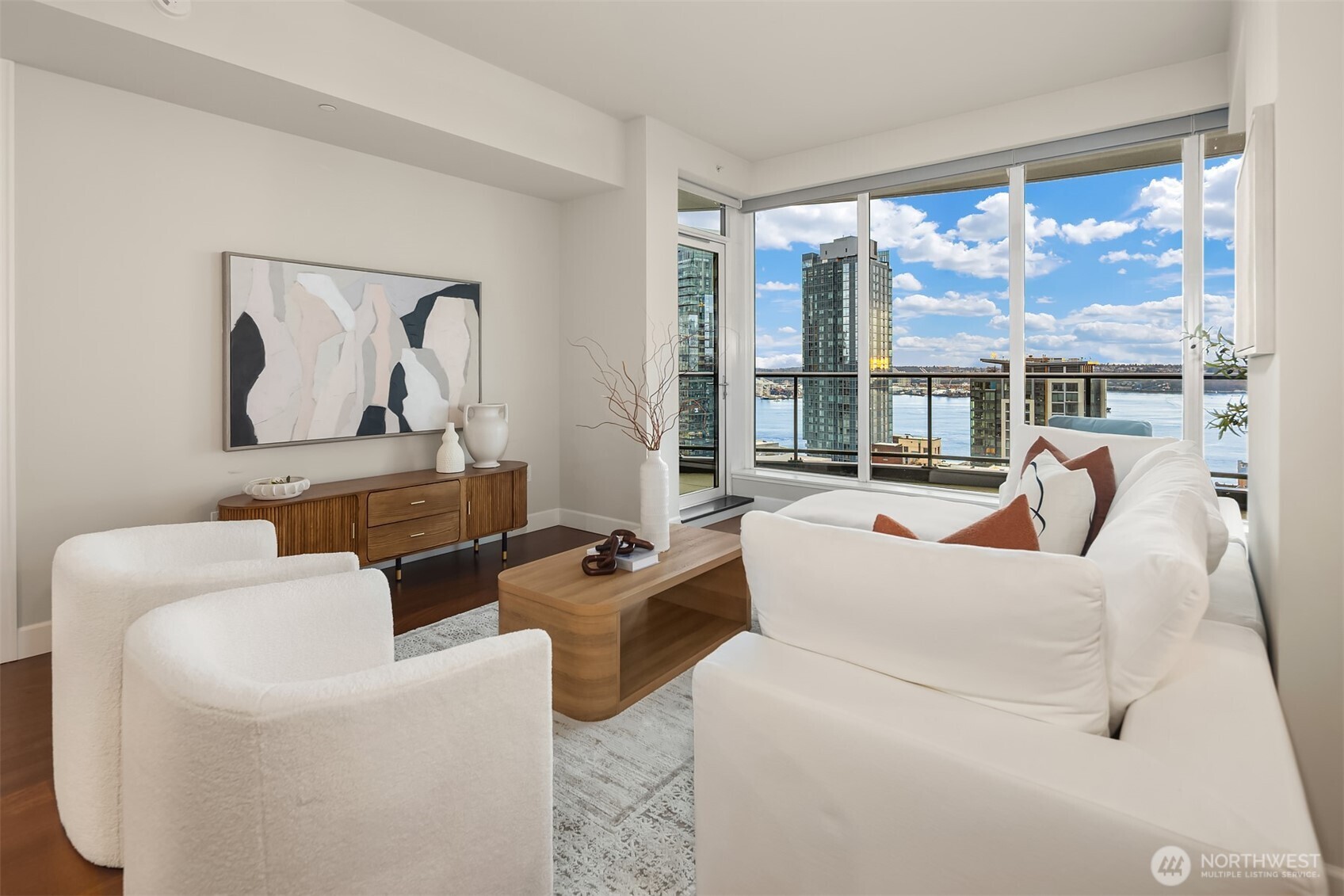 1920 4th Avenue #2702, Seattle, WA 98101