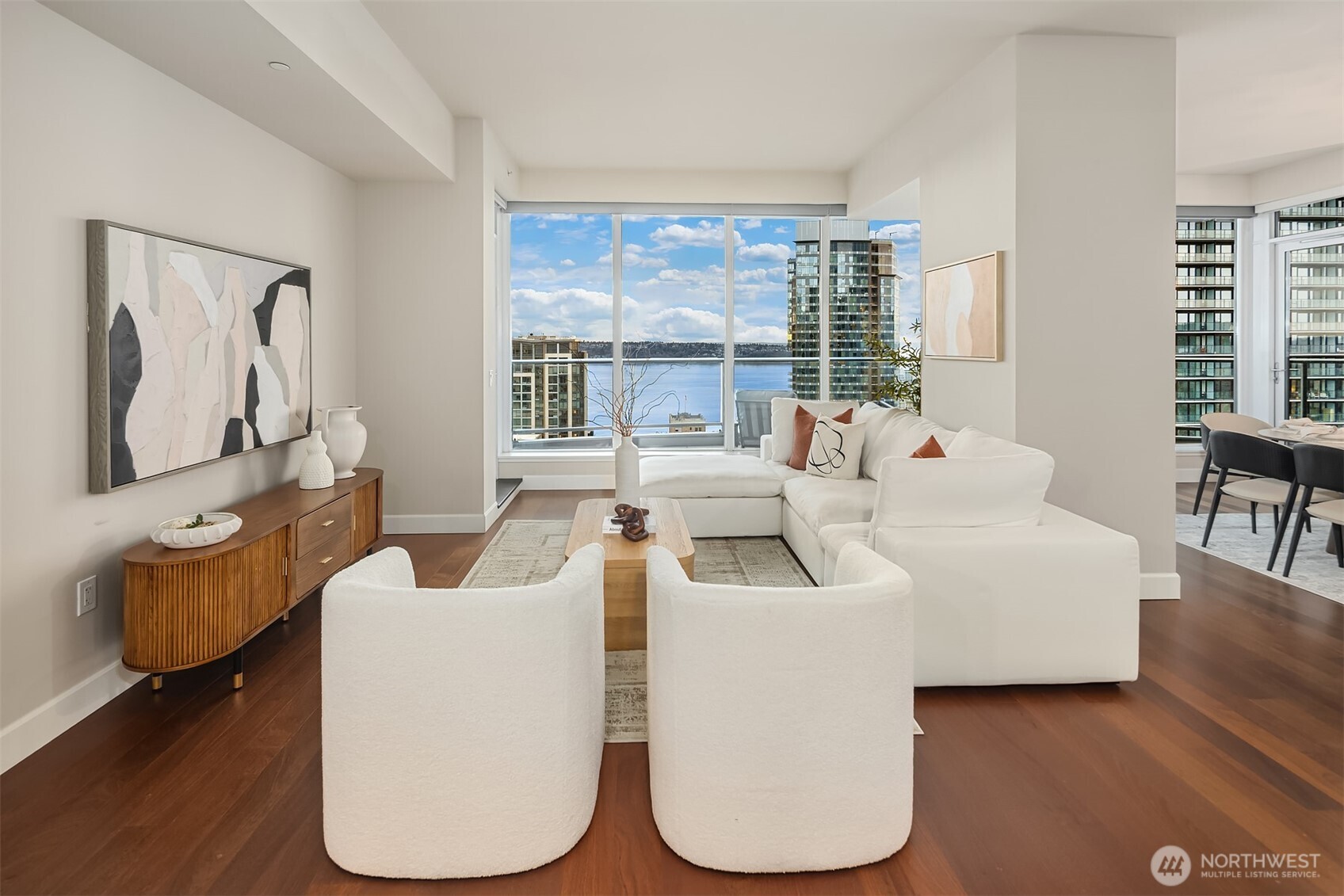 1920 4th Avenue #2702, Seattle, WA 98101