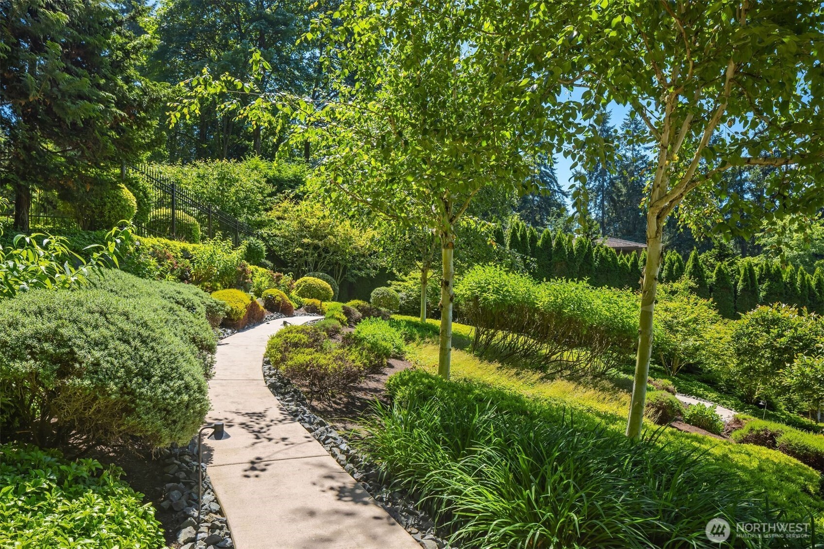 628252 RE Undisclosed , Mercer Island, WA 98040