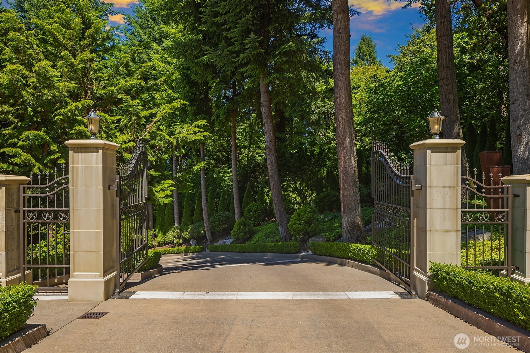 628252 RE Undisclosed , Mercer Island, WA 98040