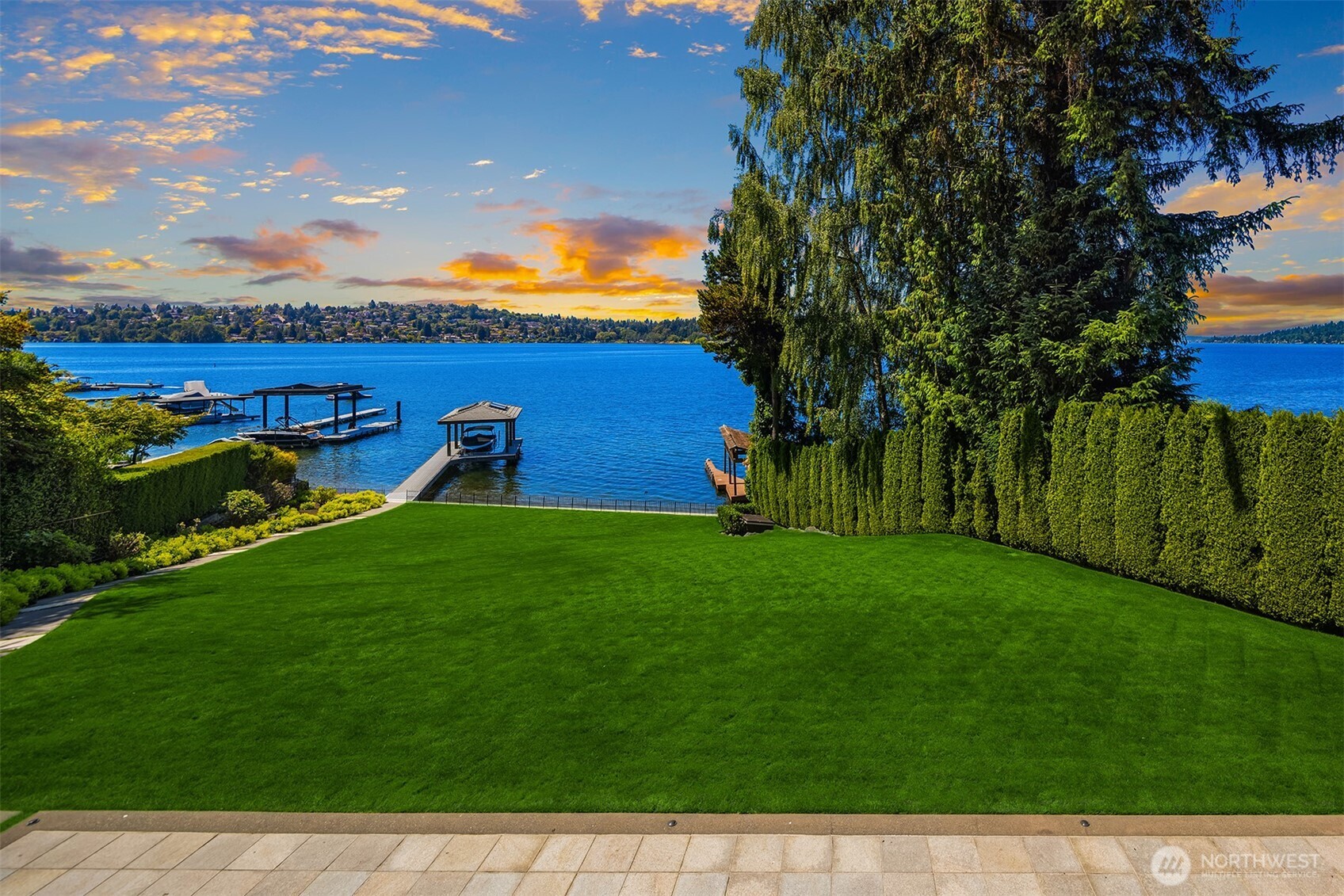 628252 RE Undisclosed , Mercer Island, WA 98040