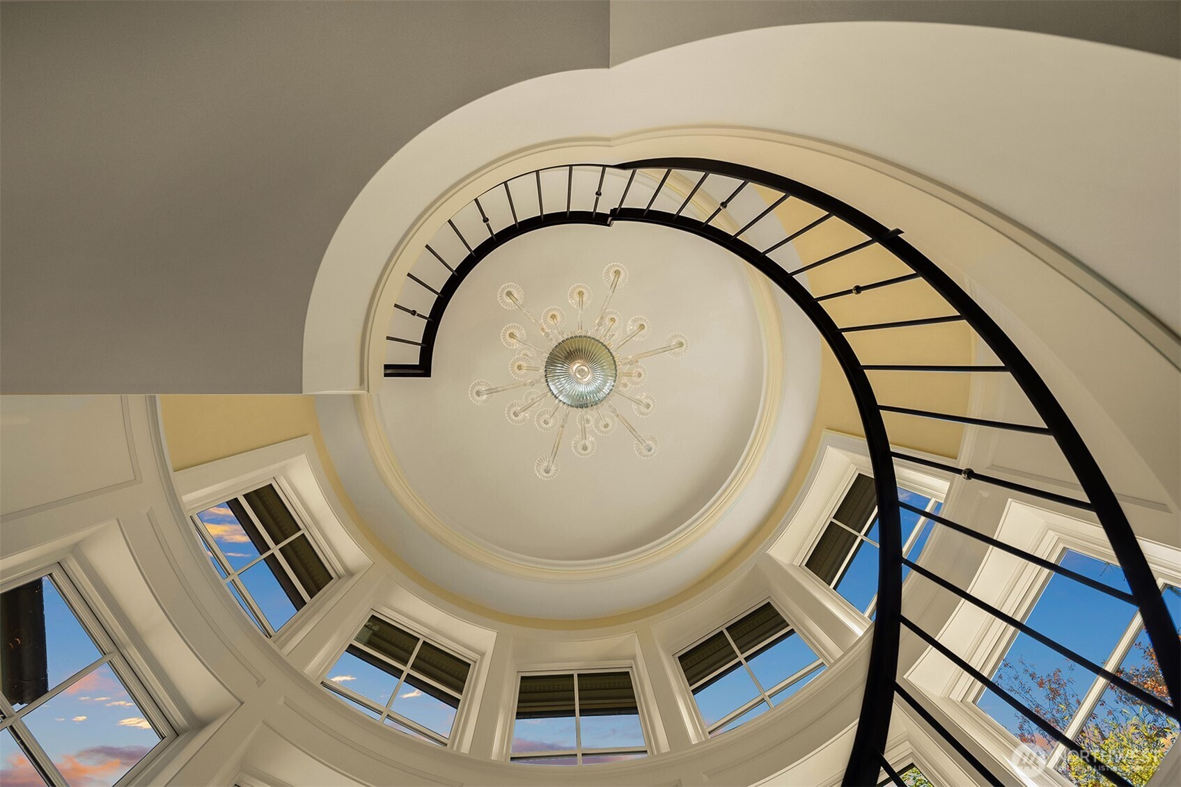 628252 RE Undisclosed , Mercer Island, WA 98040