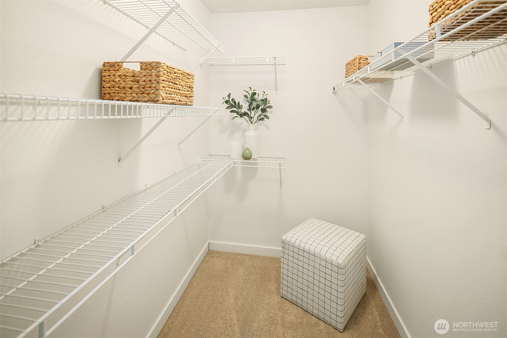 12023 NE 204th Place #E303, Bothell, WA 98011