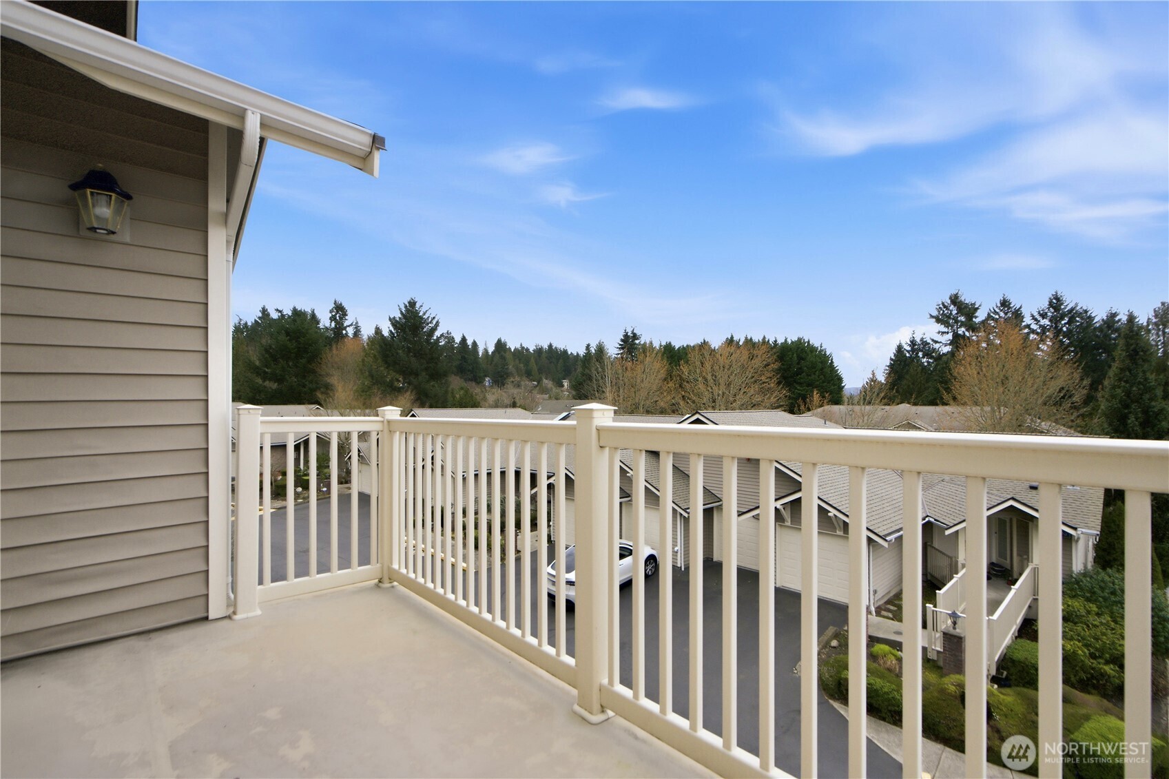 18676 NE 56th Court , Redmond, WA 98052