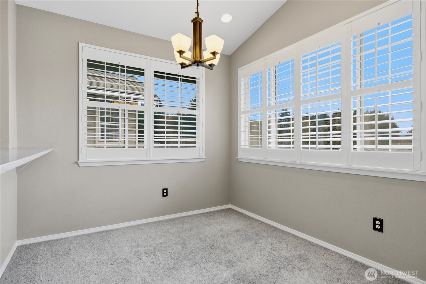 18676 NE 56th Court , Redmond, WA 98052