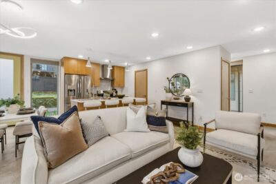 5017 Fauntleroy Way SW #B, Seattle, WA 98136 - Photo 3