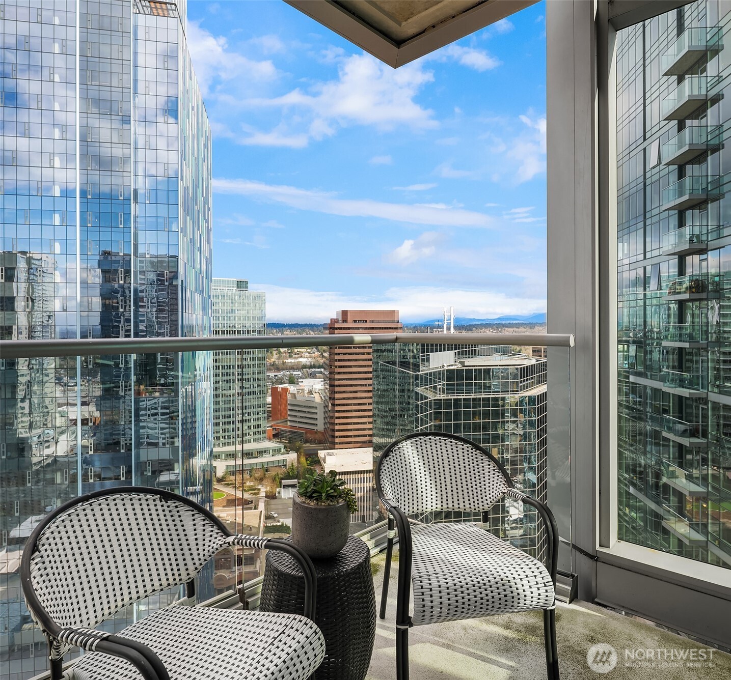 500 106th Avenue NE #3105, Bellevue, WA 98004