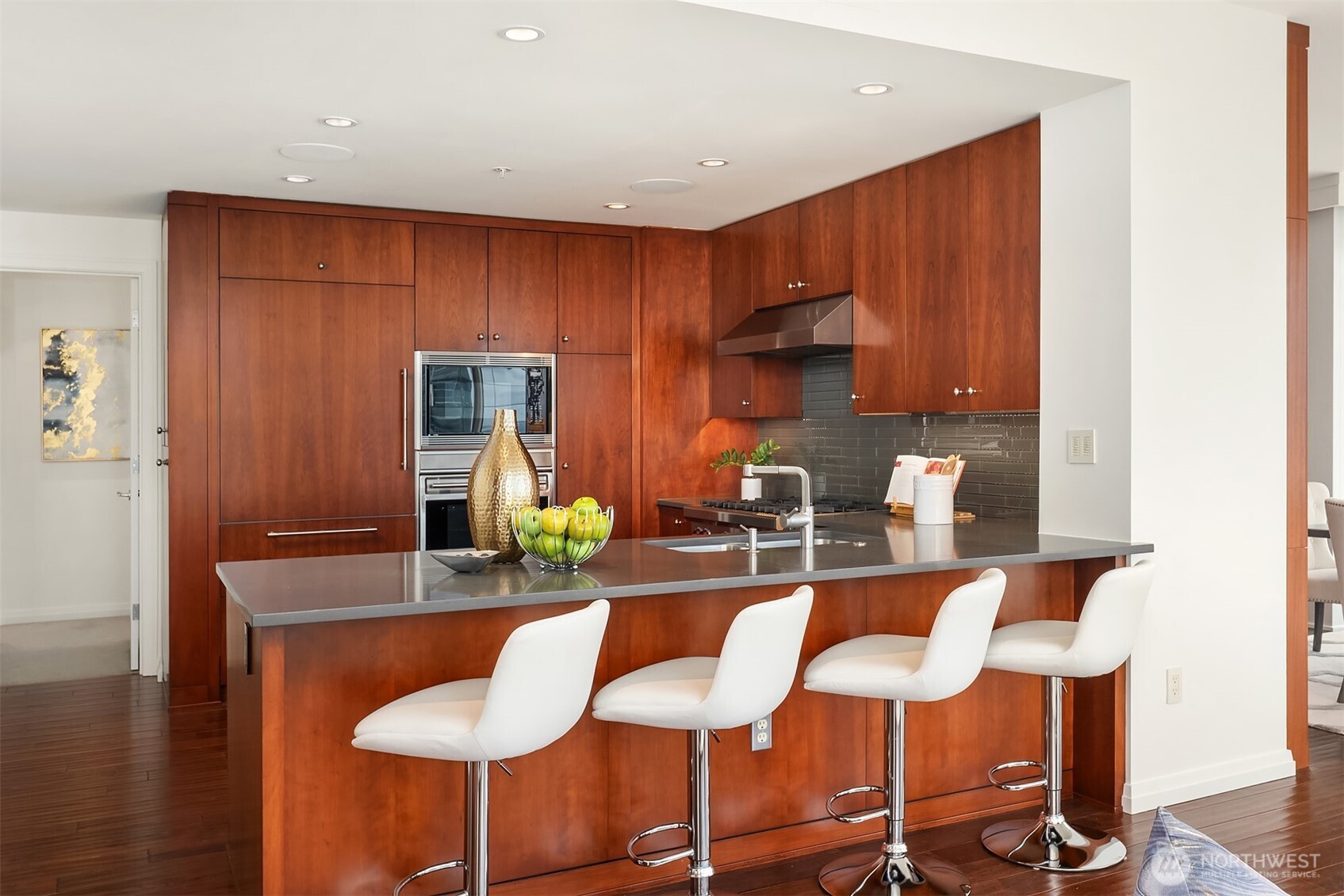 500 106th Avenue NE #3105, Bellevue, WA 98004