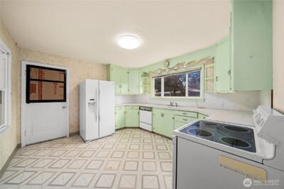 3111 Greenwood Avenue W, University Place, WA 98466-3312 - Photo 10