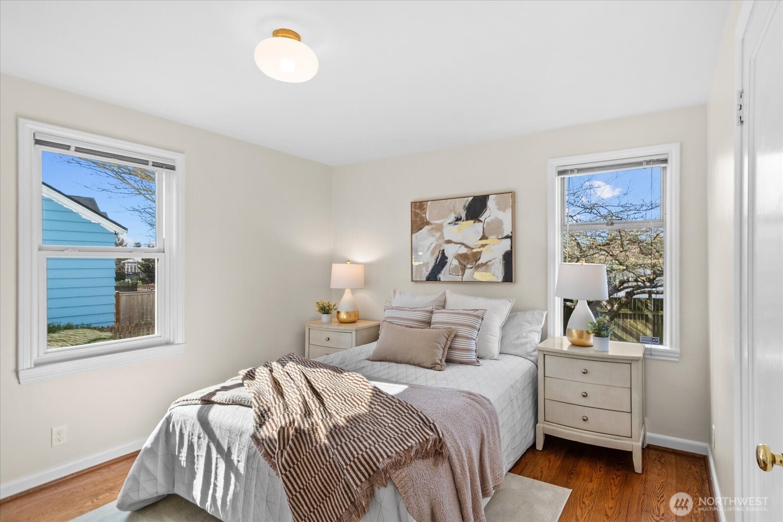 7753 28th Avenue NW, Seattle, WA 98117