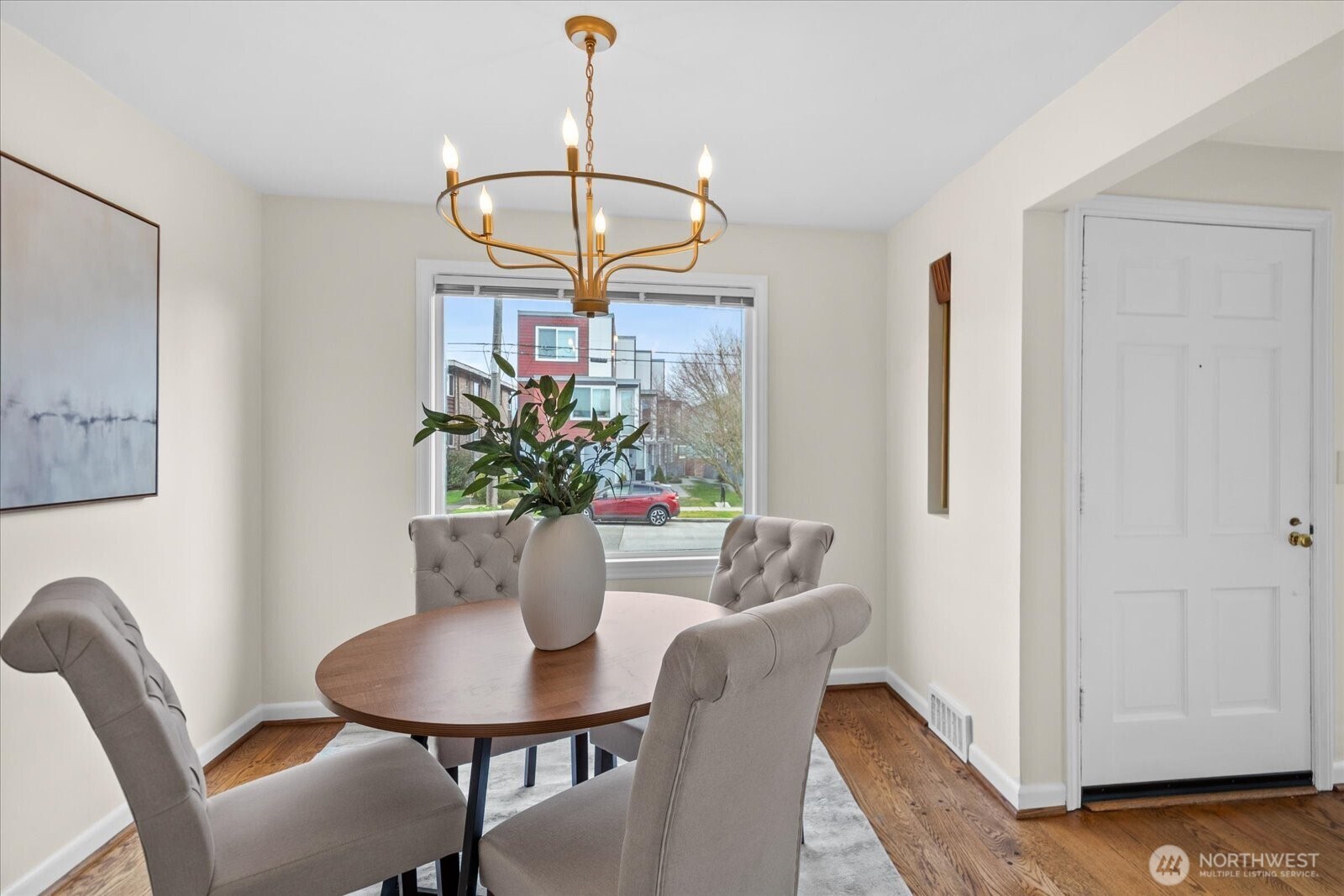 7753 28th Avenue NW, Seattle, WA 98117