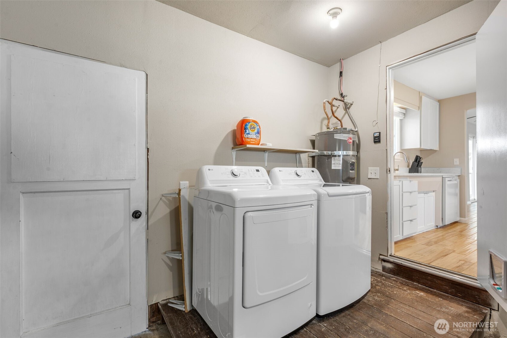 25011 20th Avenue S, Des Moines, WA 98198