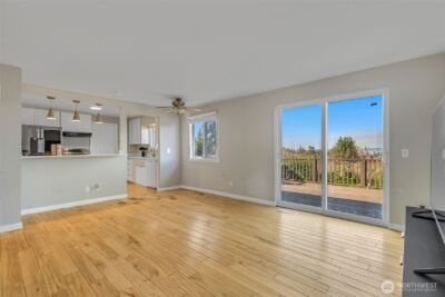 25011 20th Avenue S, Des Moines, WA 98198 - Photo 8